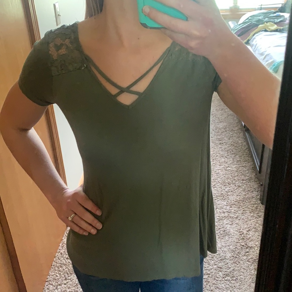 Short sleeve top